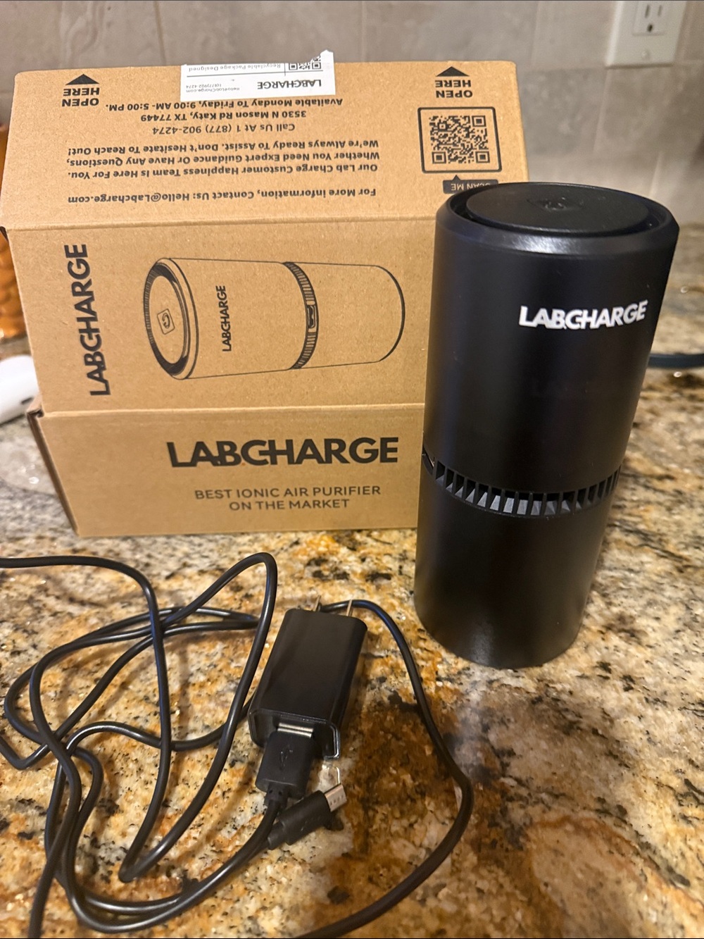 LABCHARGE Black Ionic Air Purifier